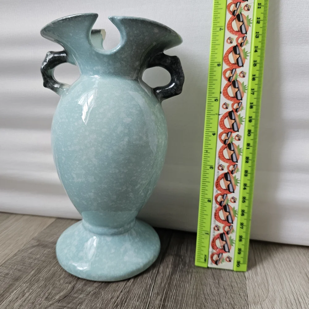 Vintage Hull Pottery Vase Royal Woodland Blue Teal Speckled Glaze W4 6 1/2